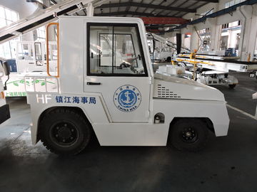 Китай Мощный белый багажный тягач; клиренс 130-165 мм поставщик