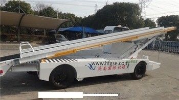 Китай Мощный ленточный транспортер для погрузки багажа и грузов, скорость ленты 32 м/мин, умная зарядка поставщик