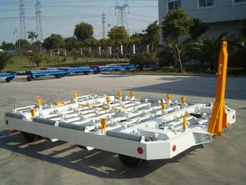 Китай Стальная контейнерная тележка, поверхность платформы - 3 мм рифленый лист поставщик